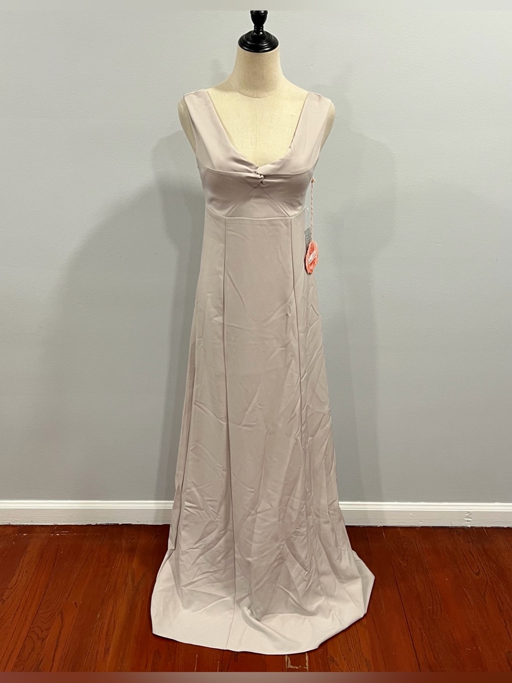 Show Me Your MuMu Zurich Knot Sleeveless Evening Gown in Light Beige Size Small
